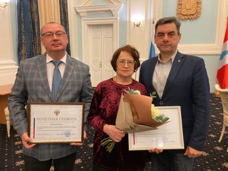 Специалисты нашего Центра получили награды из рук губернатора